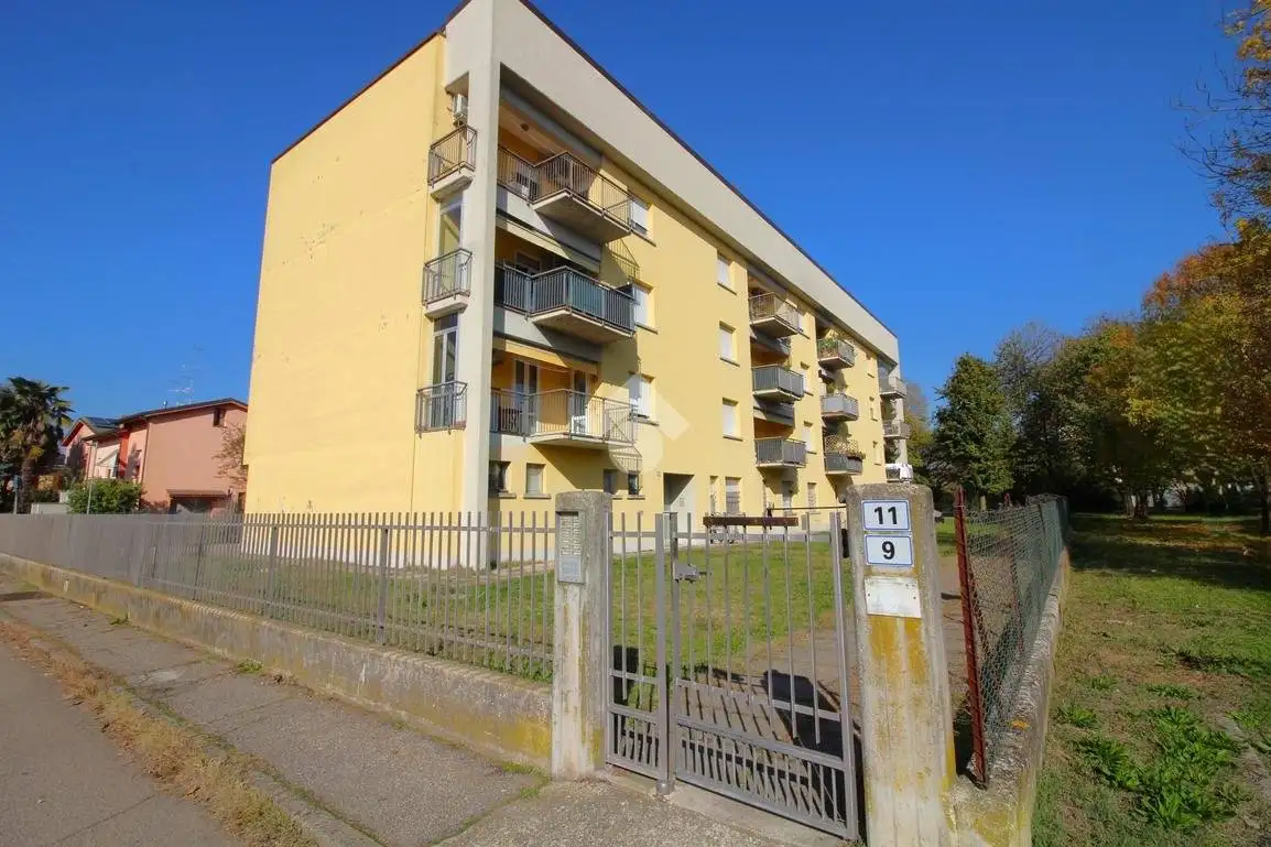 Appartamento in vendita a Rolo