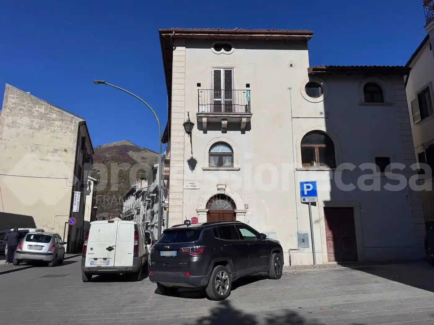 Trilocale piazza del Console, 1, Centro, Castel di Sangro - foto 2