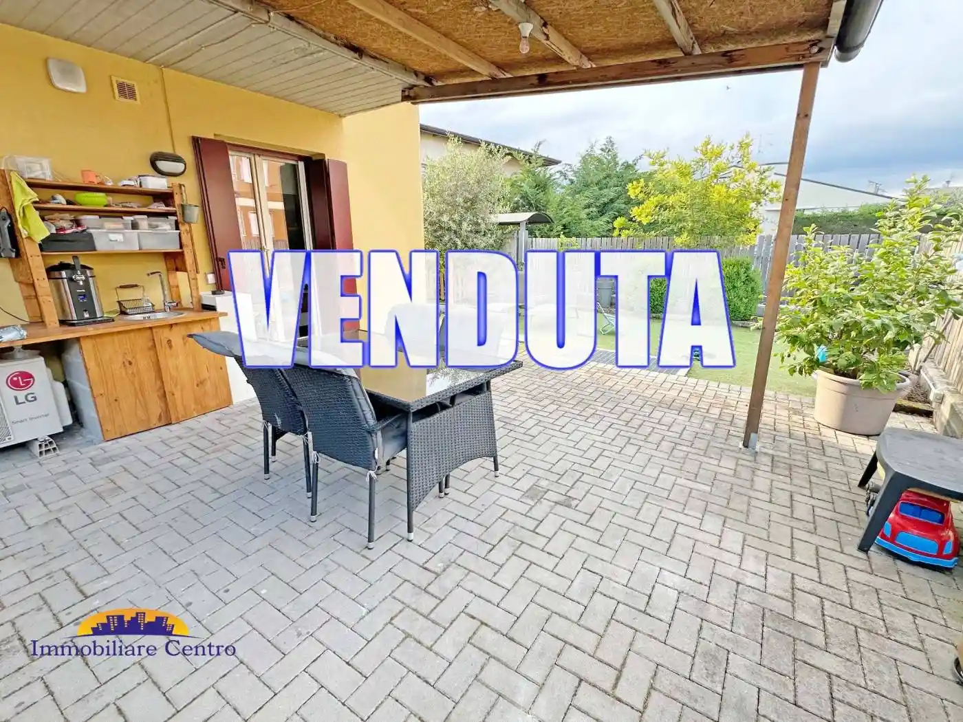 Appartamento in vendita a Castel d'Azzano