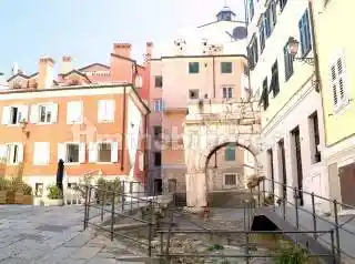 Palazzo - Edificio in Vendita - foto 3