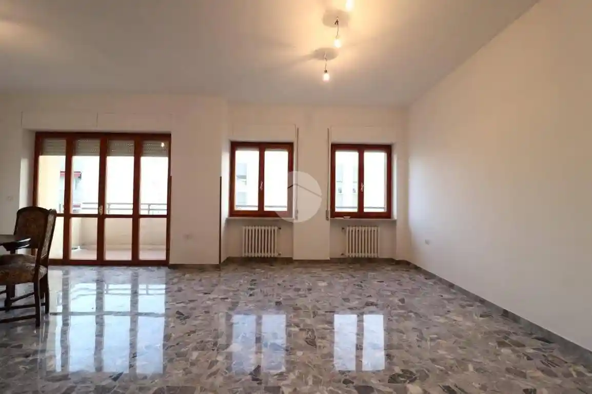Appartamento via I. Nievo 33, Centro, Giulianova - foto 3