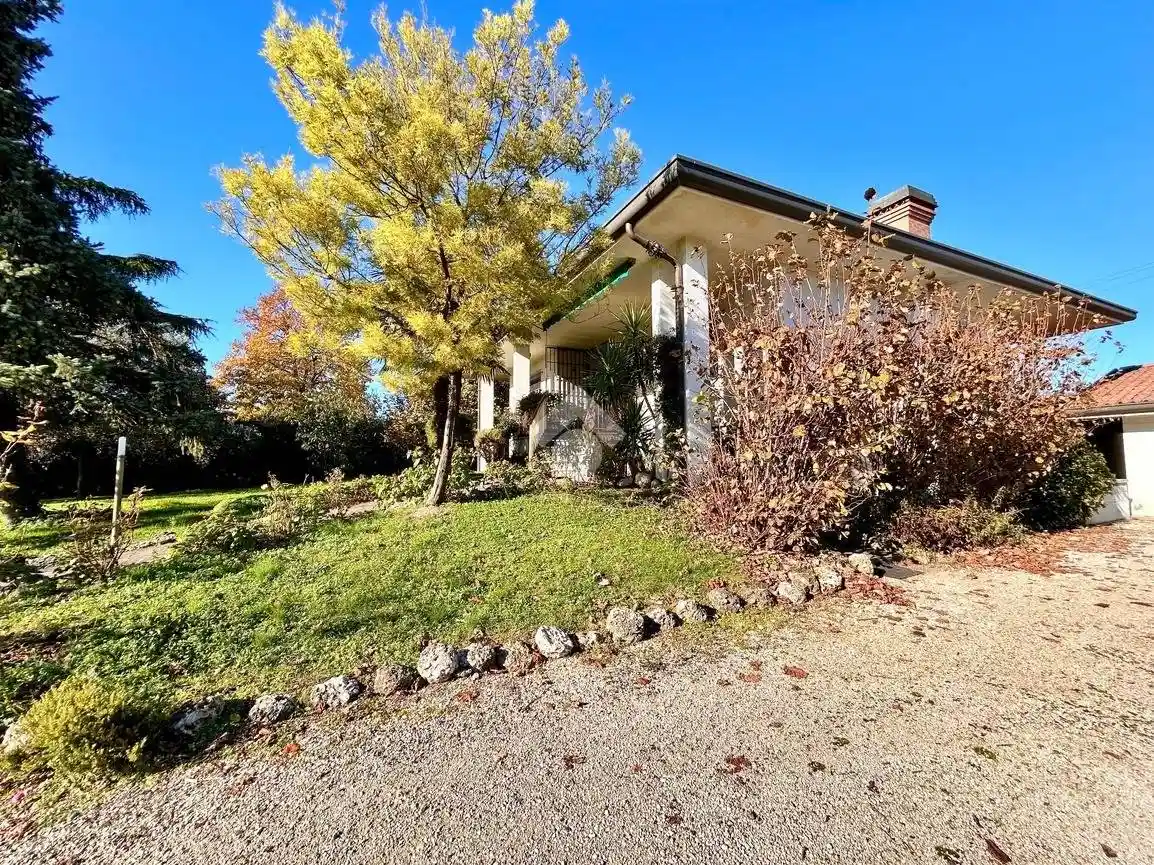Villa in vendita a Talmassons