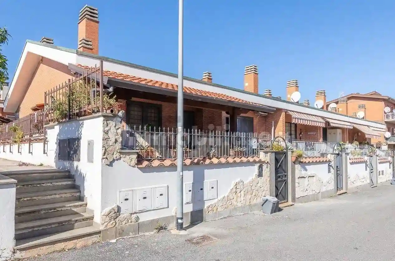 Villetta a schiera - foto 2