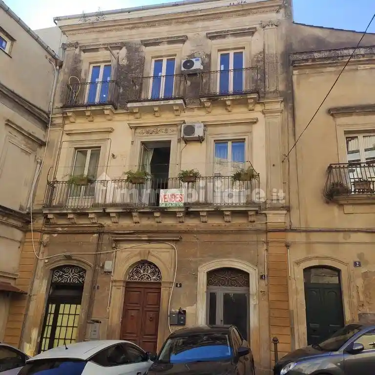 Appartamento in vendita a Caltagirone