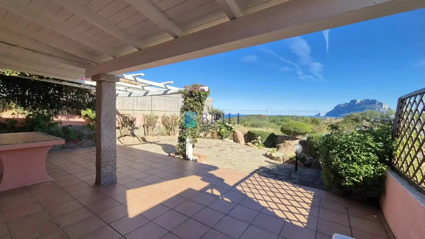 Villetta a schiera in vendita a Loiri Porto San Paolo