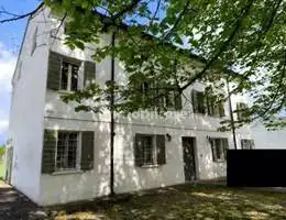 Appartamento in asta a Castelnovo Bariano