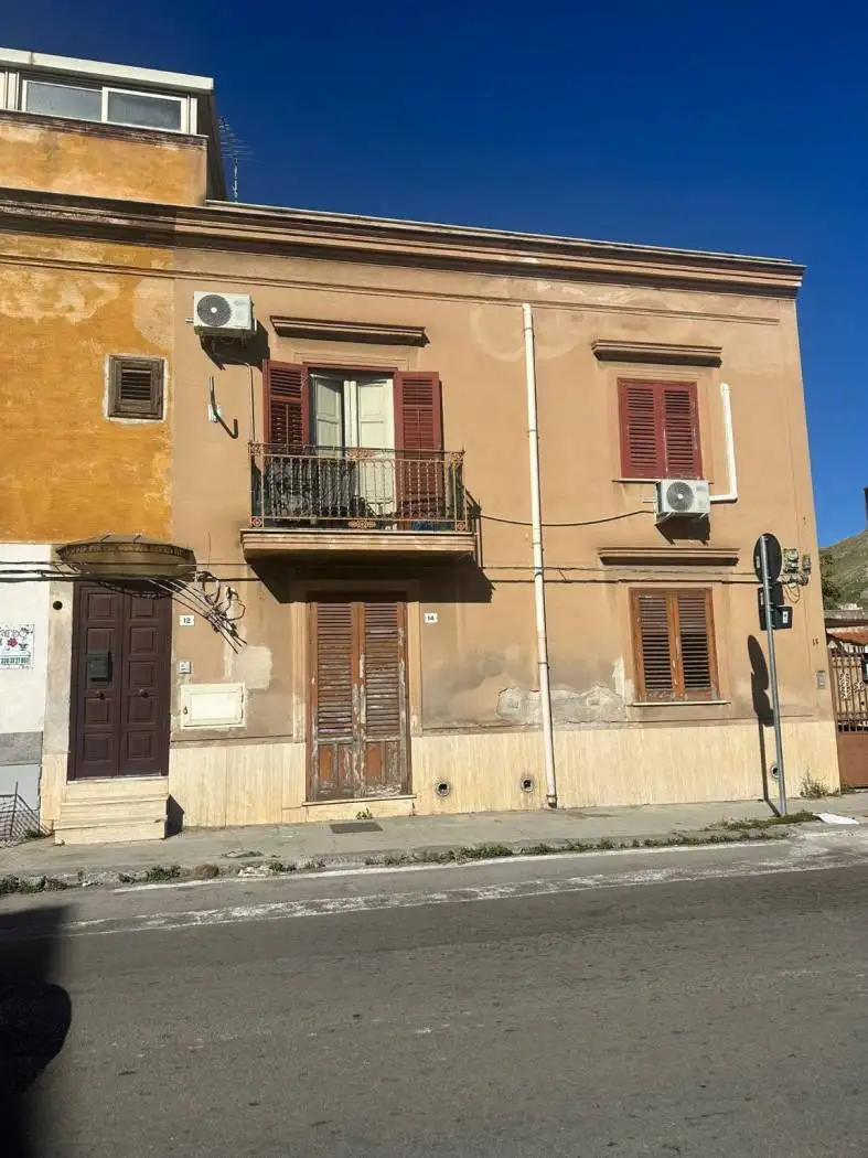 Appartamento in vendita a Palermo