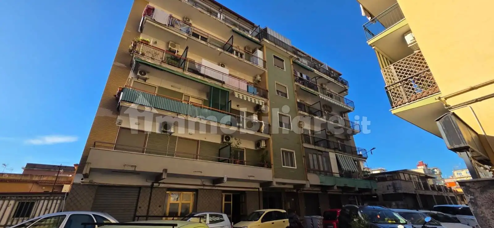 Appartamento in vendita a Napoli