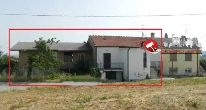 Rustico - Casale in asta a Bellante