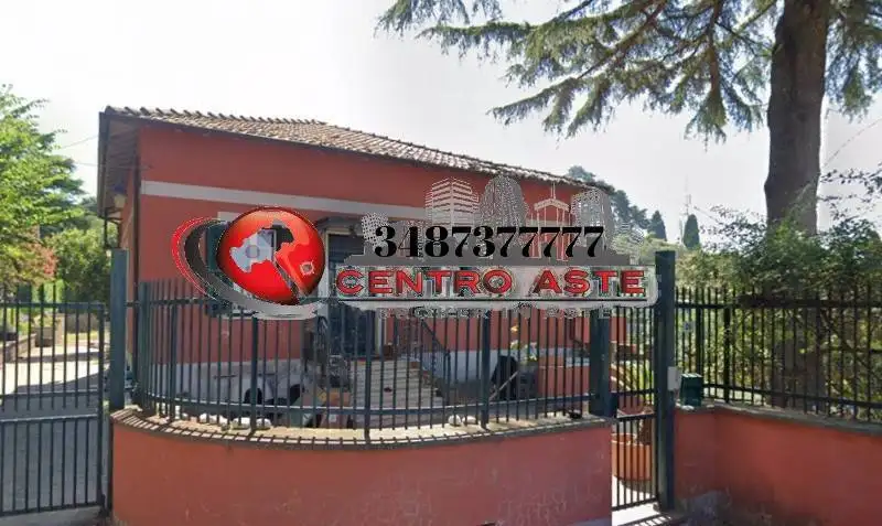 Villa in asta a Velletri