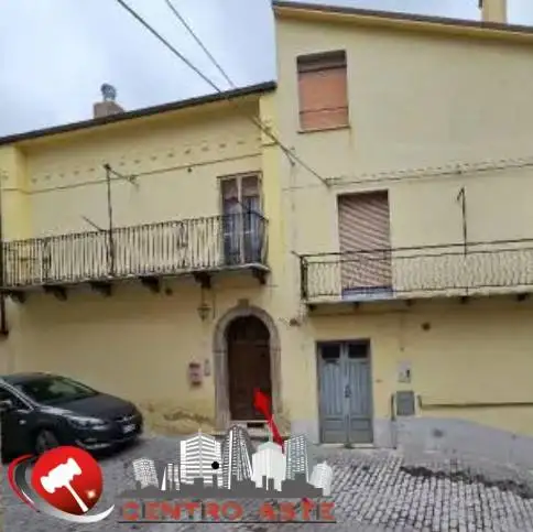 Appartamento in asta a Acquaviva Collecroce