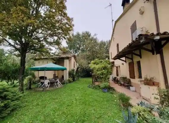 Terratetto unifamiliare via Merlo , 1, Sasso Morelli, Sesto Imolese, Imola - foto 2