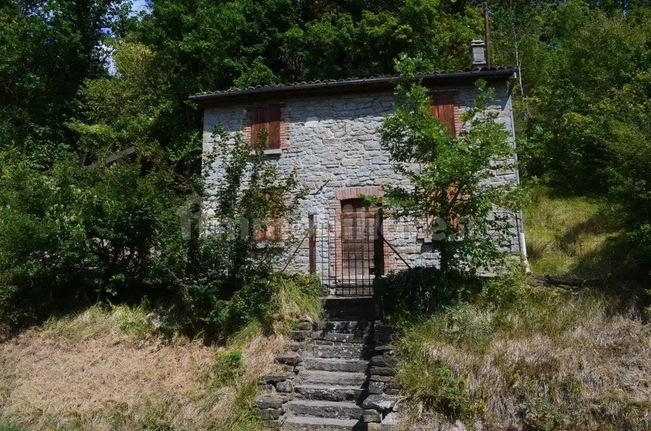 Villa in vendita a Vetto