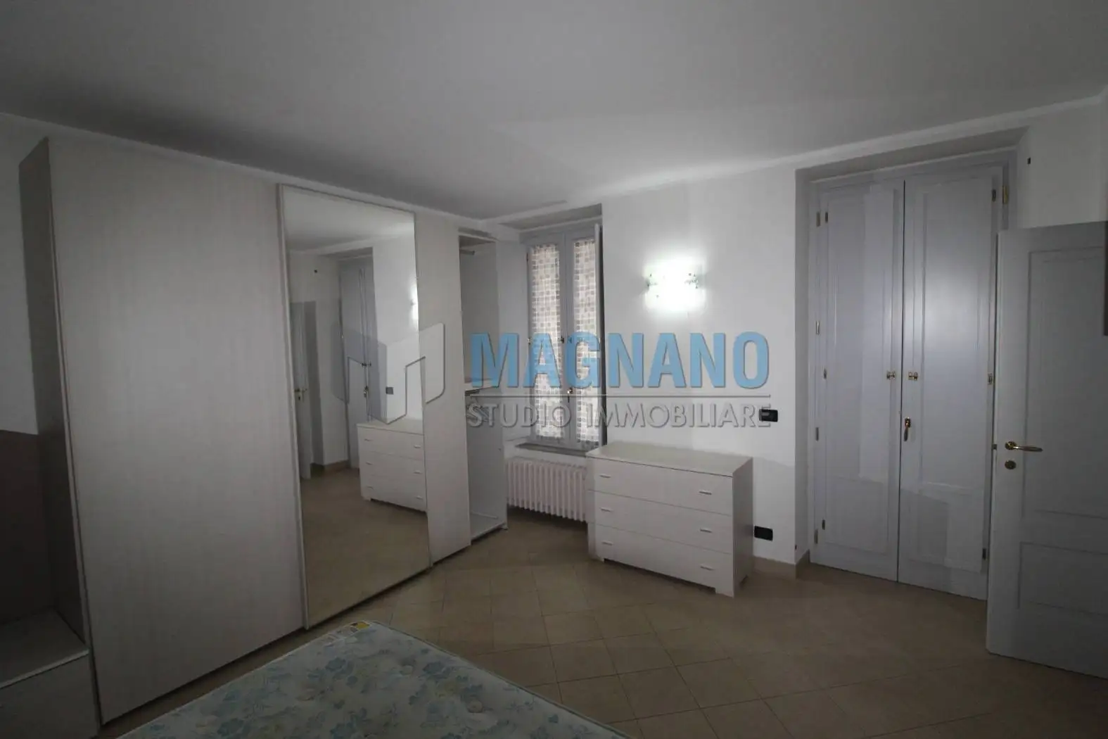 Trilocale via Giovanni Giolitti, Centro, Cavour - foto 3