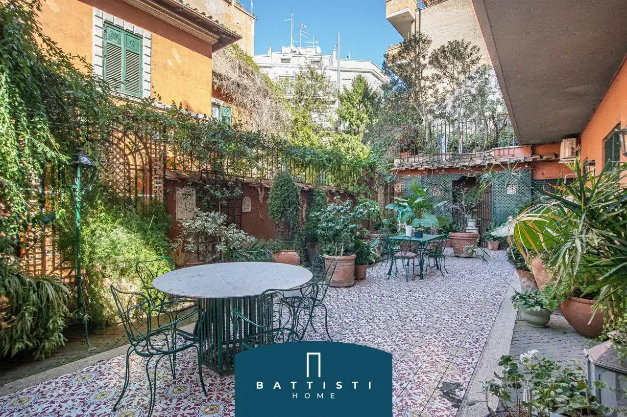 Appartamento in vendita a Roma