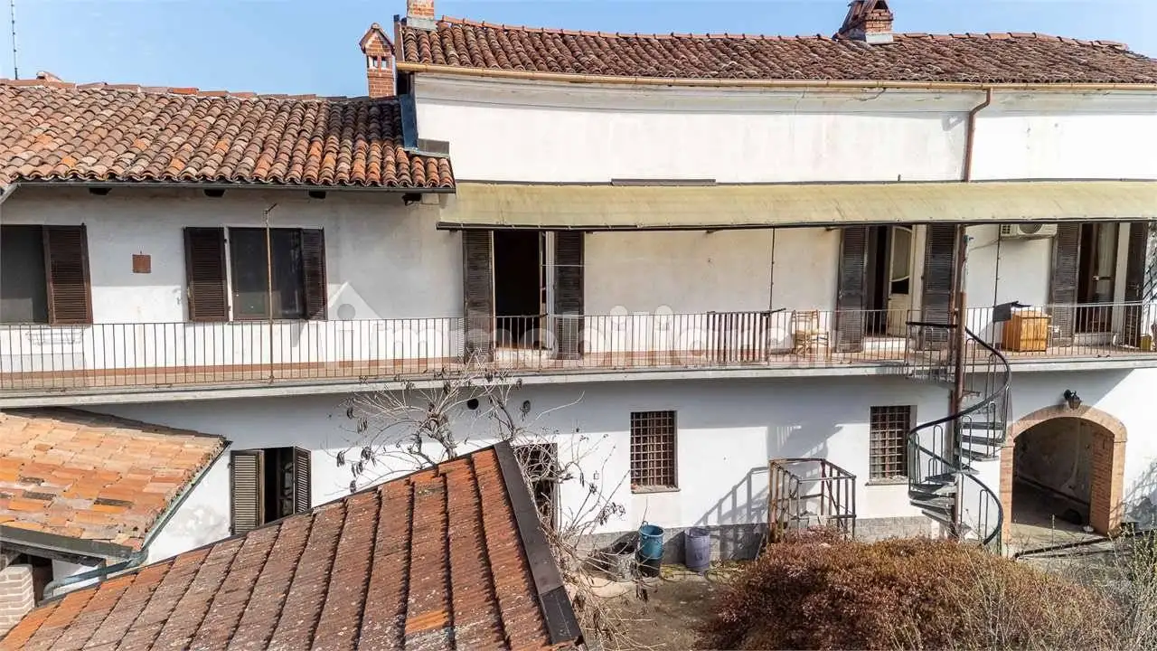 Terratetto unifamiliare via benevagienna, 24, Centro, Carrù - foto 4