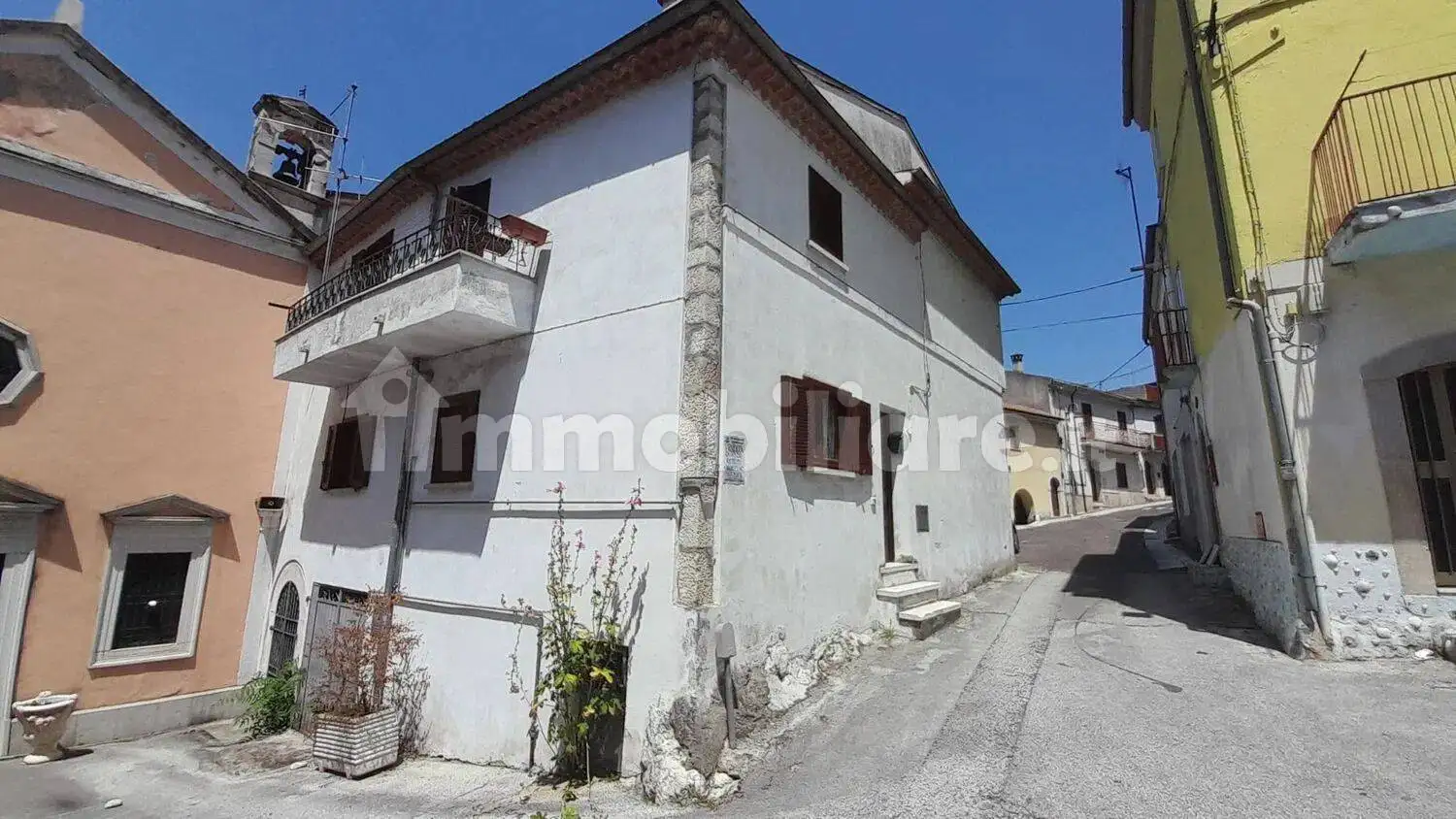 Villa in vendita a Colli a Volturno