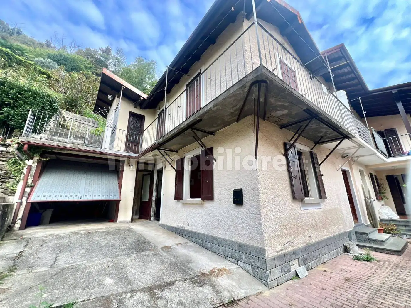 Casa indipendente in vendita a Ghiffa