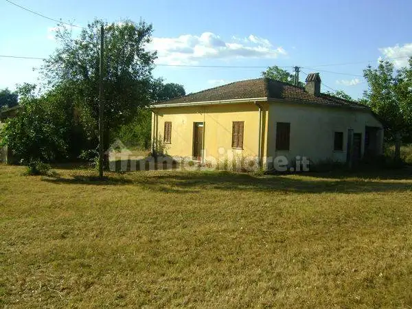 Casale via Colle Tassetano, Ceprano - foto 2