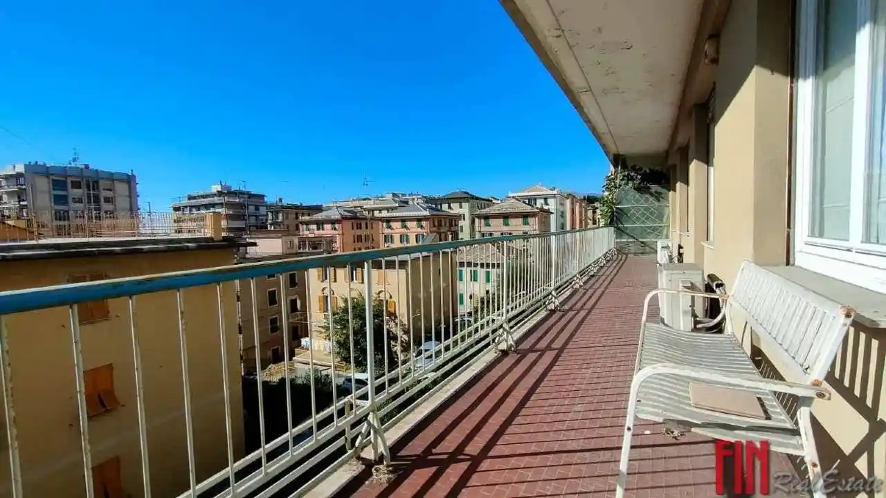 Appartamento in vendita a Genova