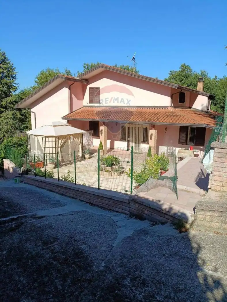Villa in vendita a Lioni