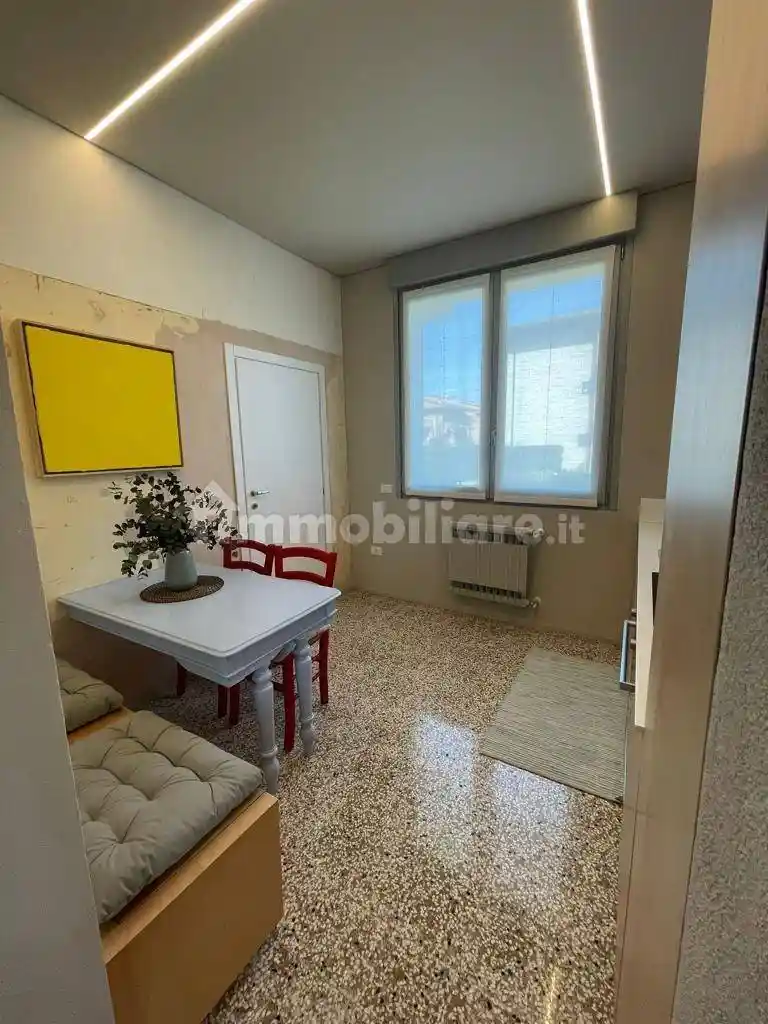 Appartamento in affitto a Desenzano del Garda