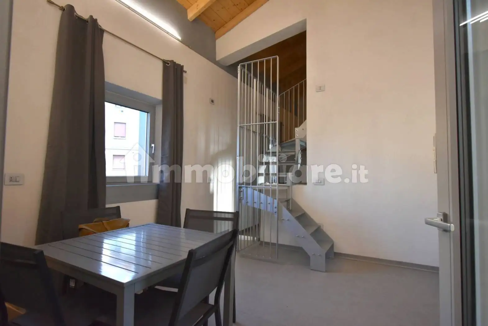 Appartamento in affitto a Bologna