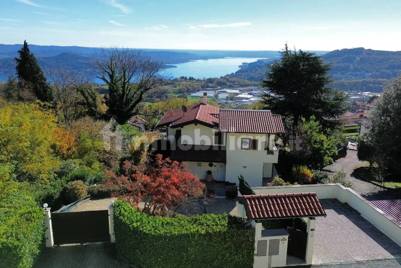 Villa unifamiliare, ottimo stato, 298 m², Tapigliano, Nebbiuno - foto 2