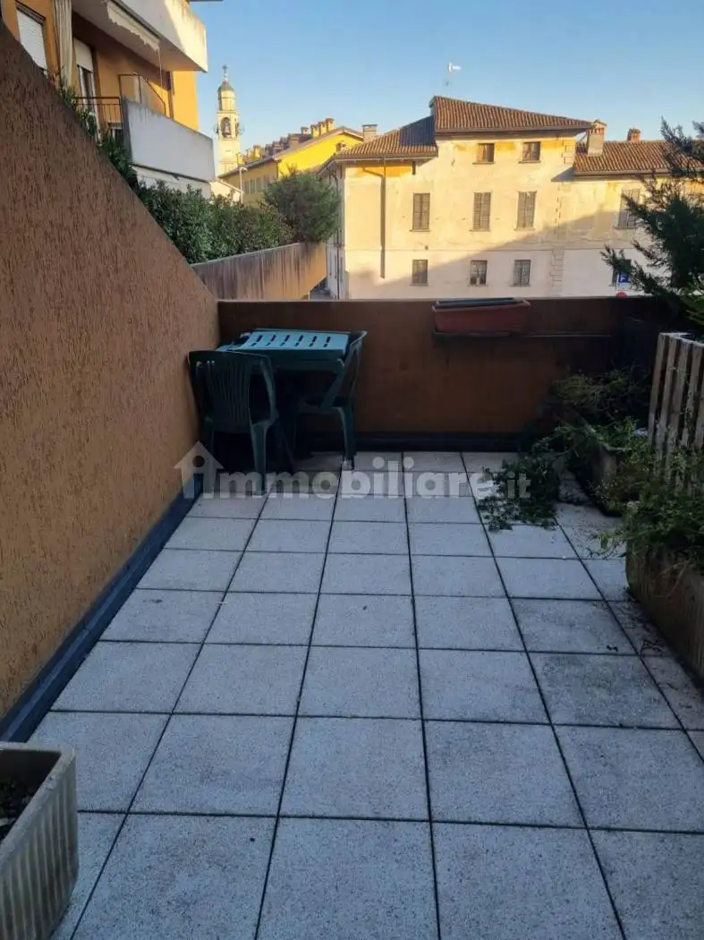 Appartamento in vendita a Rogeno