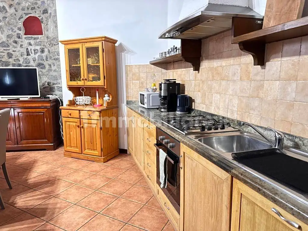 Trilocale via Giuseppe Garibaldi 9, Centro, Argegno - foto 5