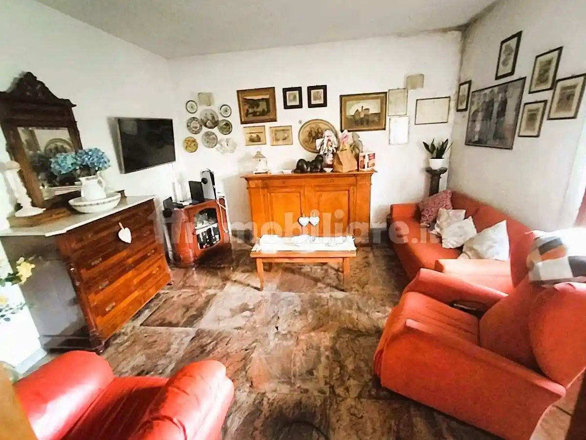 Appartamento buono stato, piano terra, Fontia, Fossola, Fossone, Carrara - foto 4