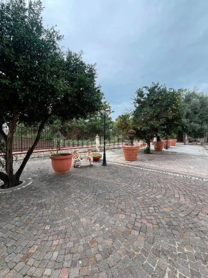 Villa in affitto a Castel Volturno