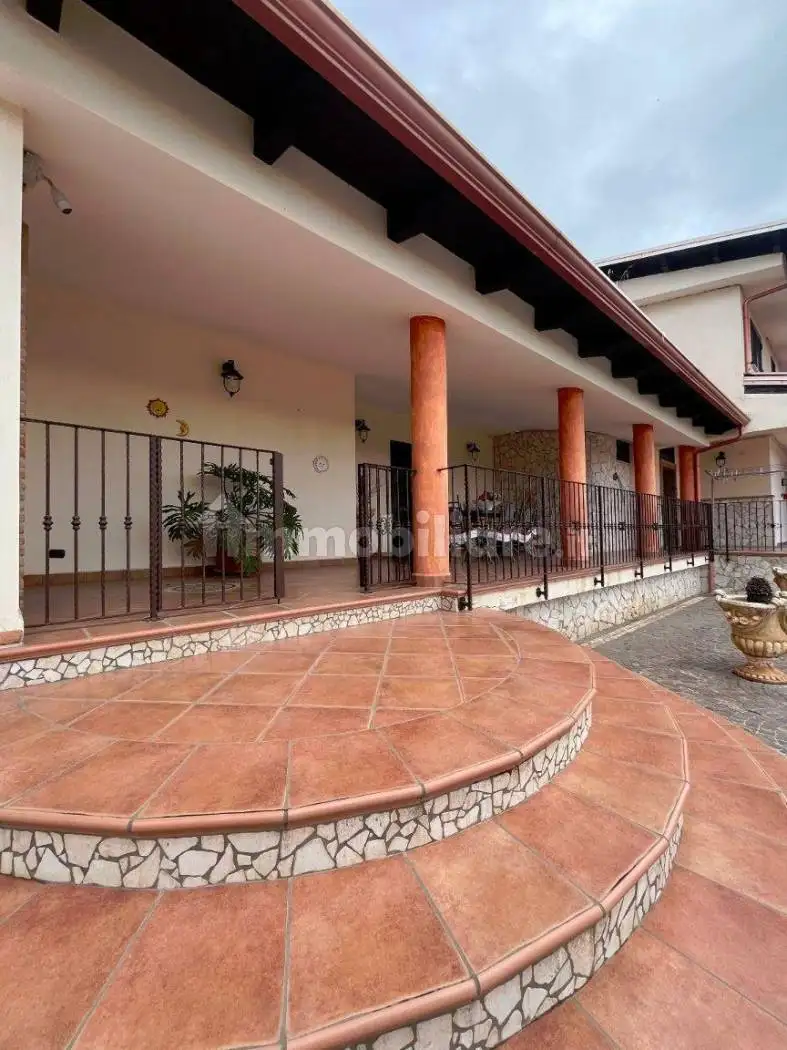 Villa unifamiliare via Potenza, Pinetamare, Castel Volturno - foto 2