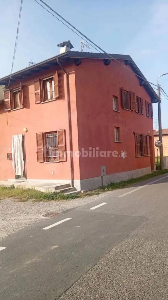 Villa in vendita a Verrua Po