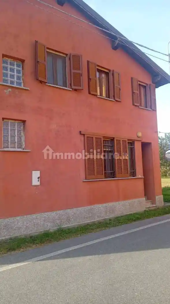 Villa unifamiliare Vai Roma No Number, Centro, Verrua Po - foto 3