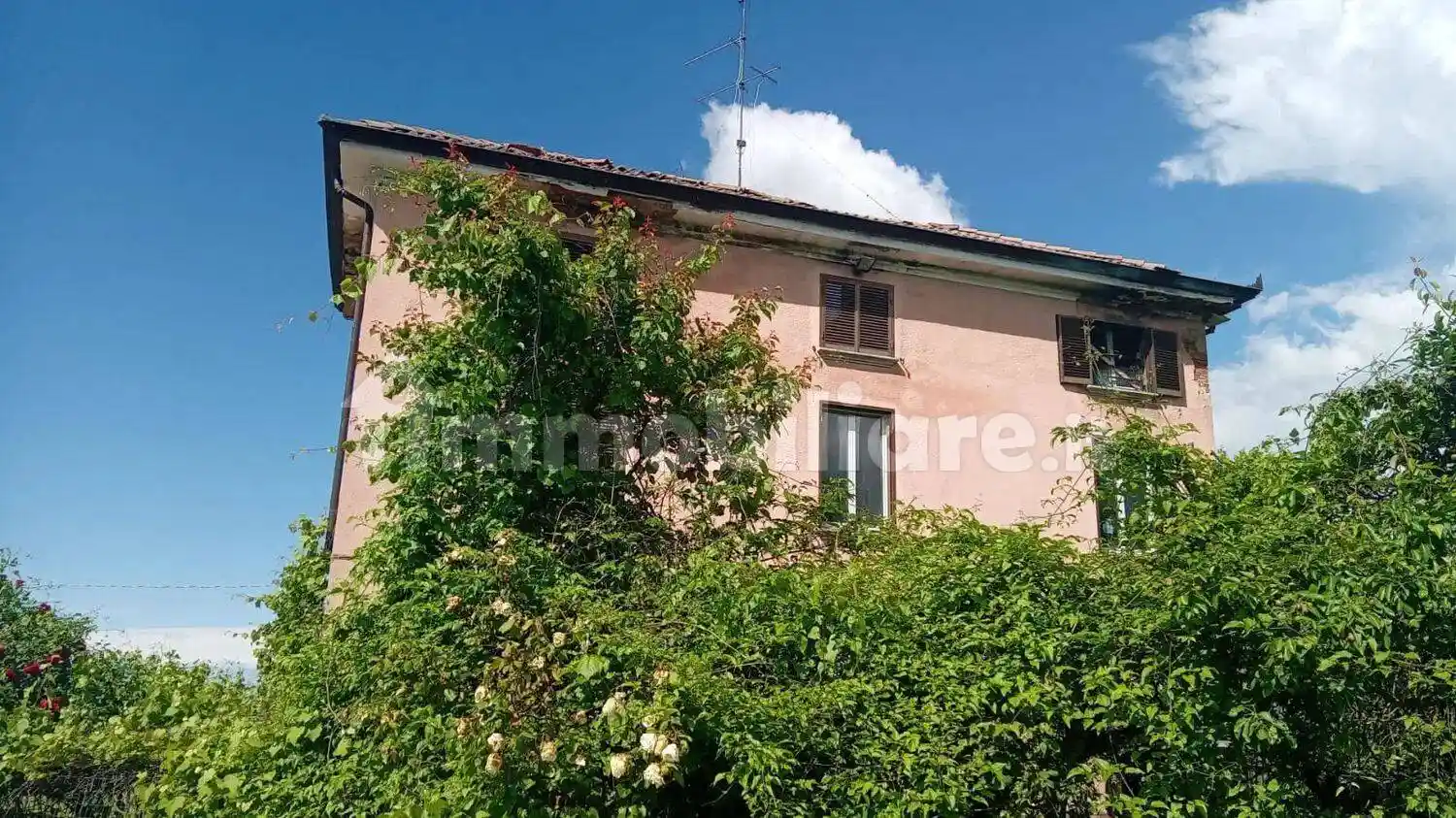 Villa in vendita a Santa Maria della Versa