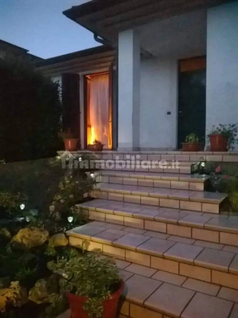 Villa in vendita a Bagnaria