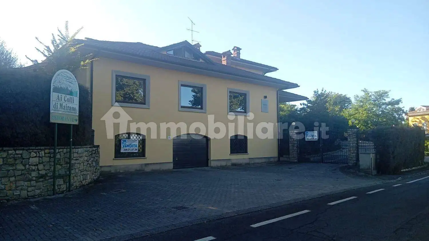 Villa in vendita a Casteggio