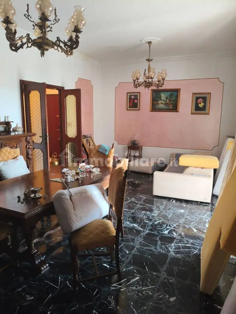 Appartamento in vendita a Salerno