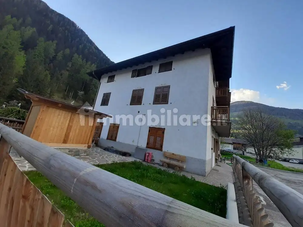 Appartamento in affitto a Peio