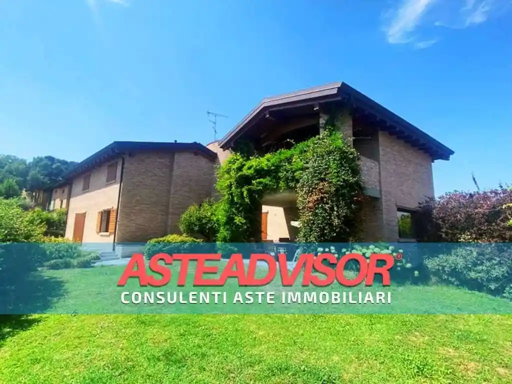 Villa in vendita a Quattro Castella