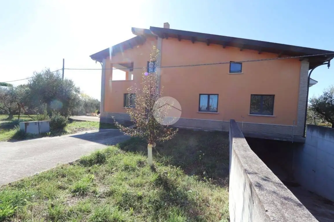 Villa unifamiliare Contrada San Giovanni, Controguerra - foto 4