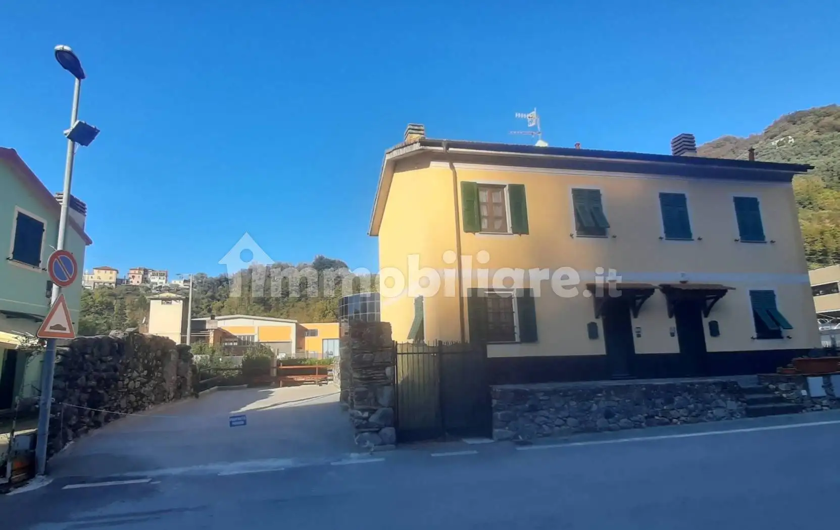 Casa indipendente in vendita a Carasco