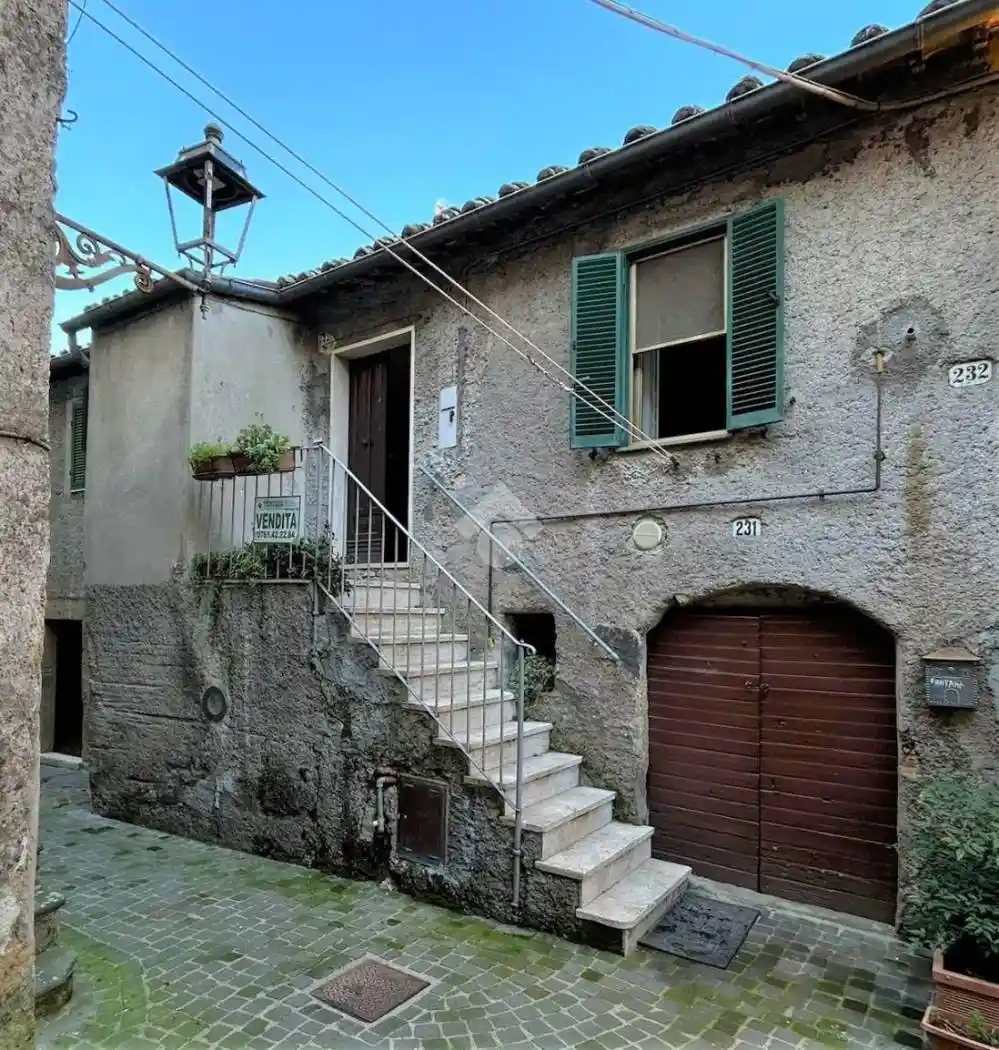 Bilocale via Giuseppe Mazzini 229, Farnese - foto 2