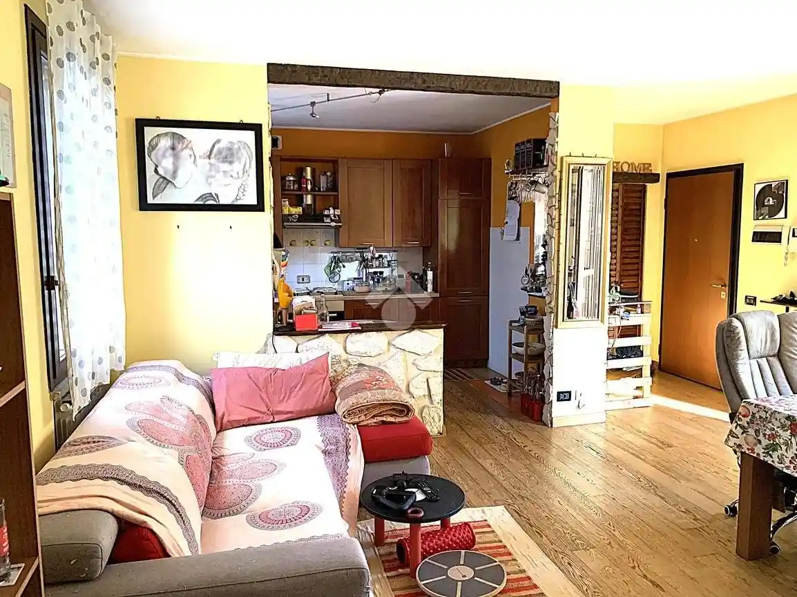 Trilocale via Torino 24, Santissimi Apostoli, Busto Arsizio - foto 3