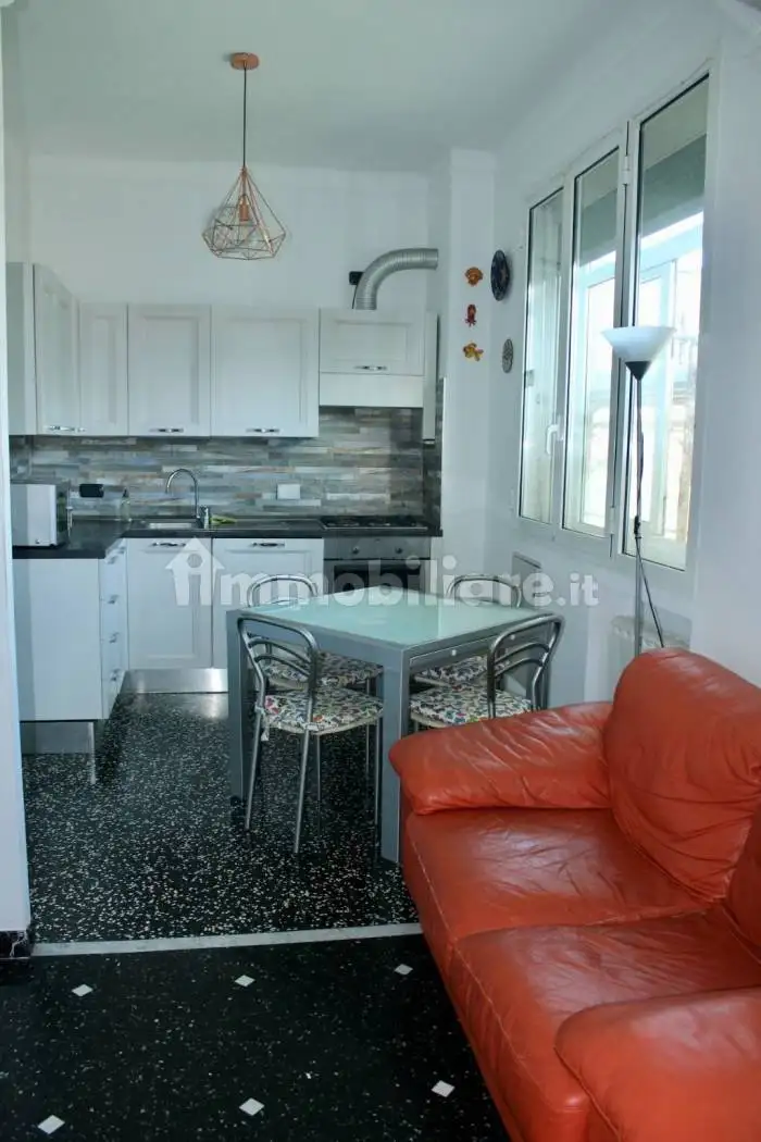 Appartamento in vendita a Genova