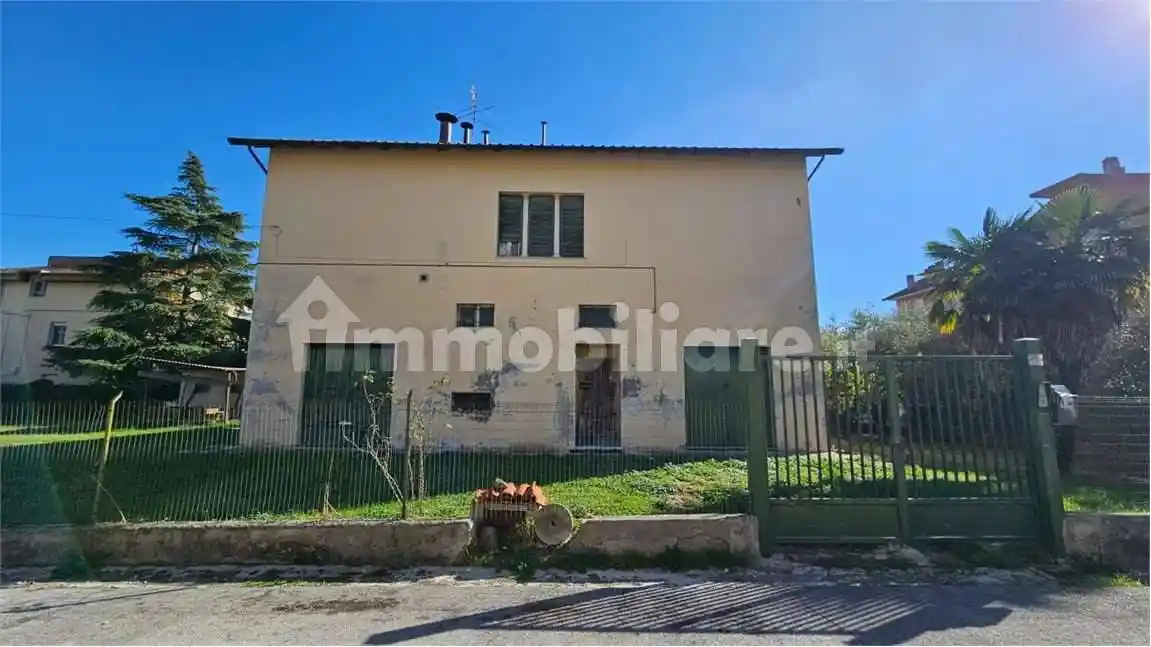 Villa unifamiliare via Toscana, 10, Viale del Lavoro, Jesi - foto 2