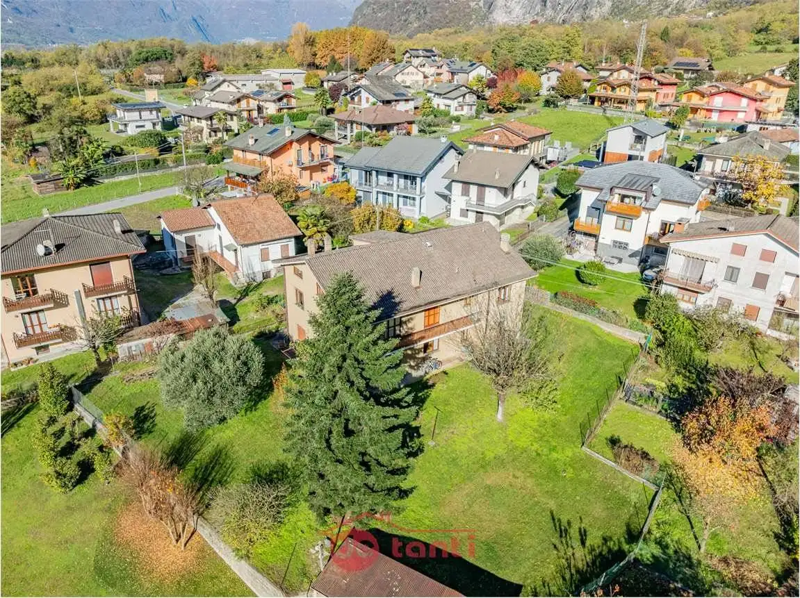 Casa indipendente in vendita a Novate Mezzola