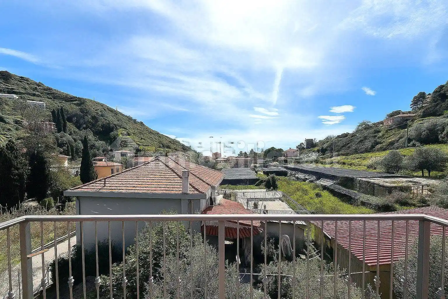 Trilocale ottimo stato, secondo piano, Latte, Ville, Ventimiglia - foto 3