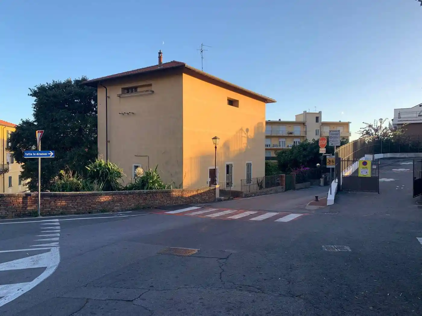 Palazzo - Edificio in Vendita - foto 2